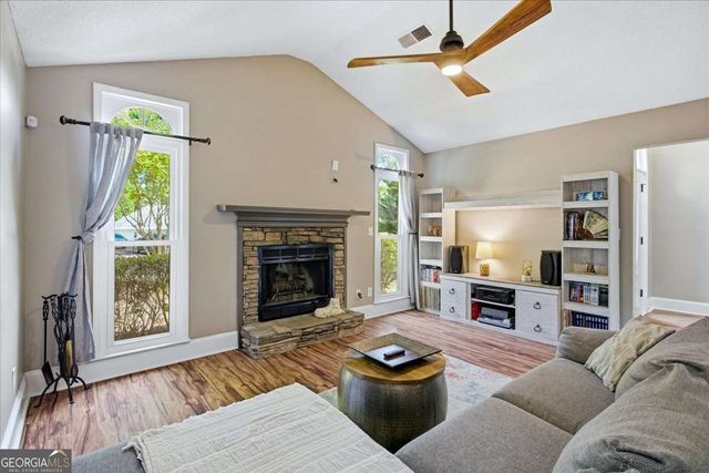5052 Rodrick Trail, Marietta, GA 30066