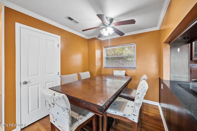 111 Old Evacuation Lane, Oliver Springs, TN 37840