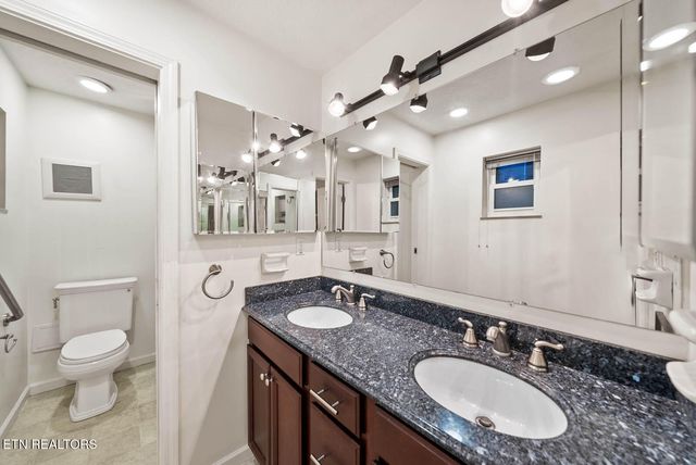 111 Old Evacuation Lane, Oliver Springs, TN 37840