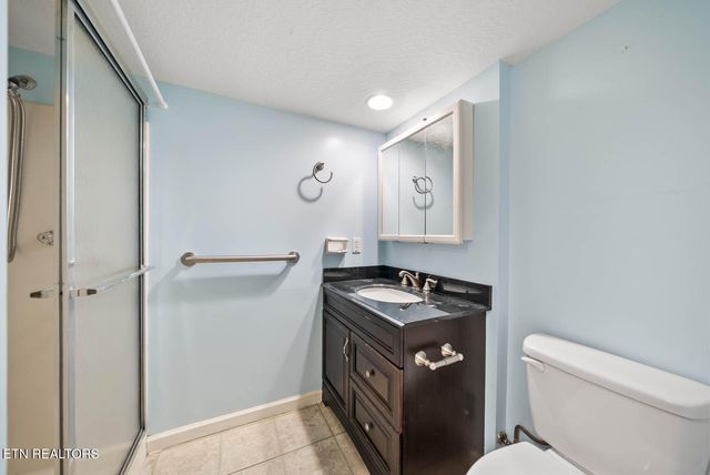 111 Old Evacuation Lane, Oliver Springs, TN 37840