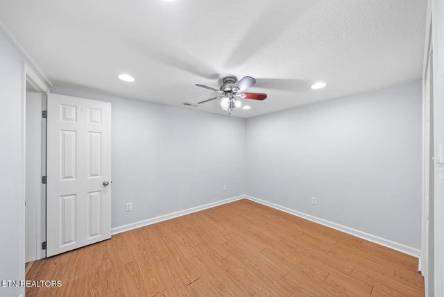 111 Old Evacuation Lane, Oliver Springs, TN 37840