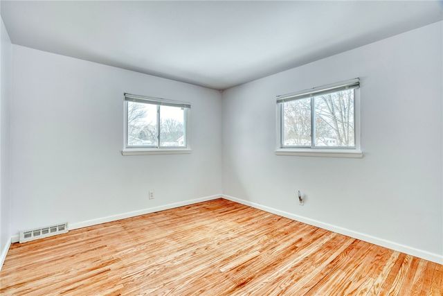 195 Kenwick Drive, Henrietta, NY 14623