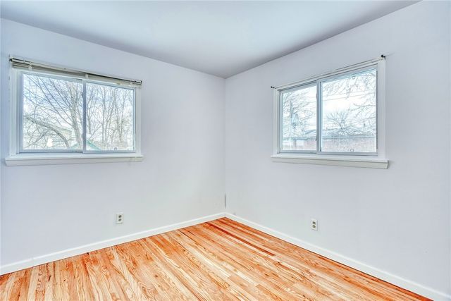 195 Kenwick Drive, Henrietta, NY 14623