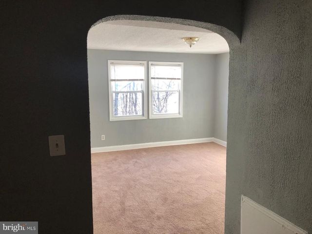 2812 2ND ST SE, Washington, DC 20032