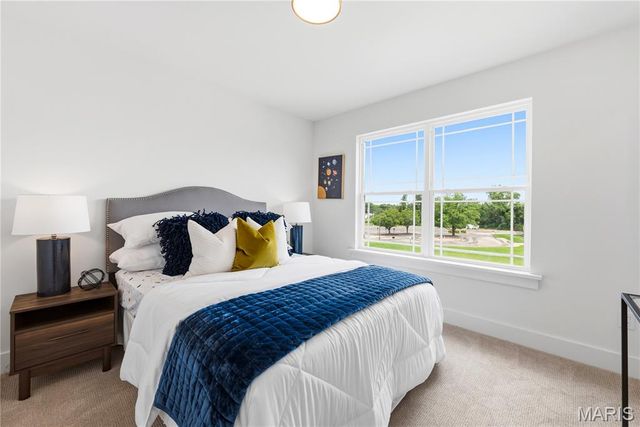 527 Ryehill Drive, St Peters, MO 63376