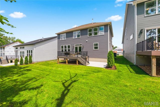 527 Ryehill Drive, St Peters, MO 63376