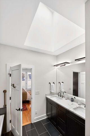 1826 5th Ave, N, Nashville, TN 37208