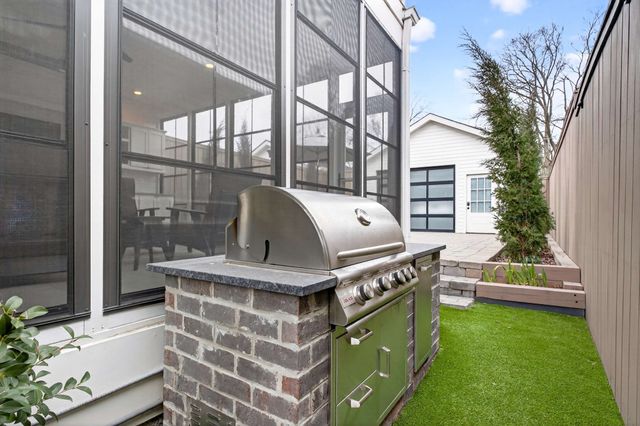 1826 5th Ave, N, Nashville, TN 37208