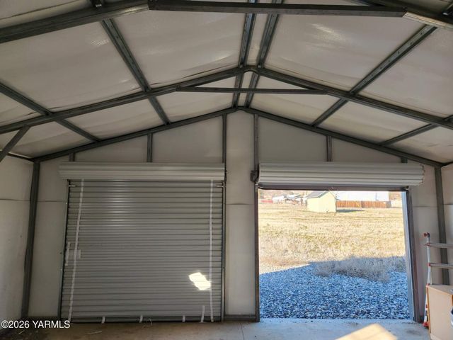 471 Gibson Rd, Selah, WA 98942