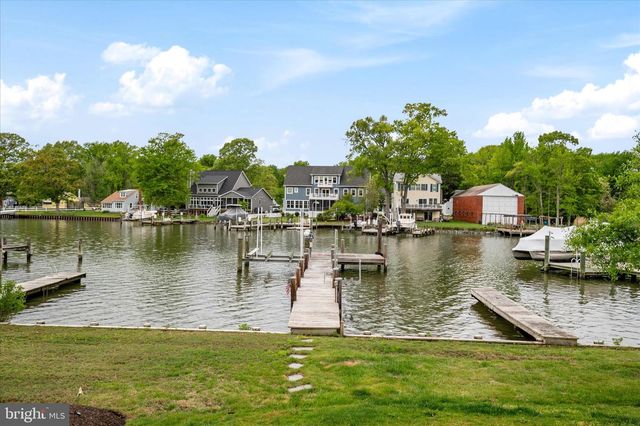 4936 LERCH DR, Shady Side, MD 20764