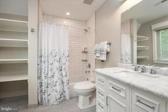4936 LERCH DR, Shady Side, MD 20764