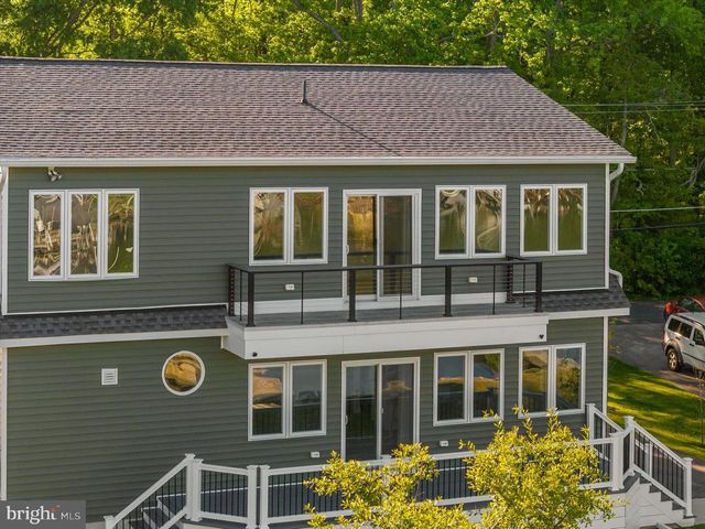 4936 LERCH DR, Shady Side, MD 20764