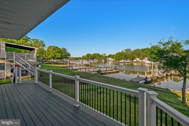 4936 LERCH DR, Shady Side, MD 20764