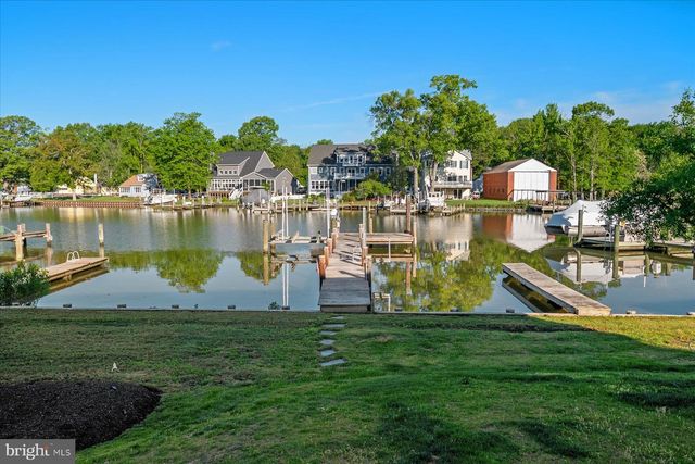 4936 LERCH DR, Shady Side, MD 20764