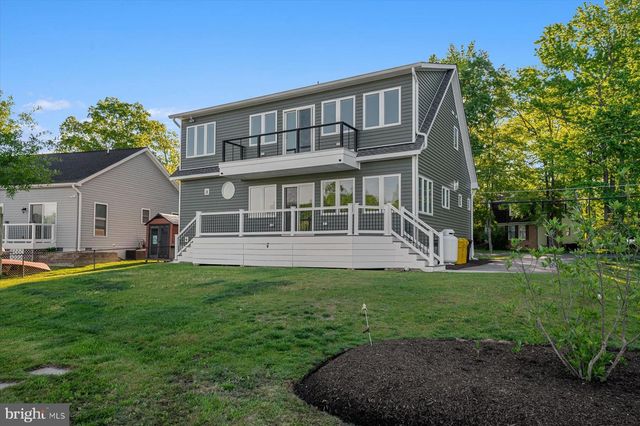 4936 LERCH DR, Shady Side, MD 20764