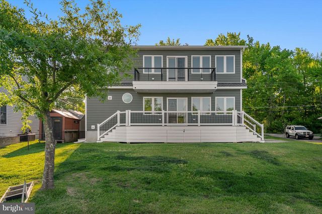 4936 LERCH DR, Shady Side, MD 20764