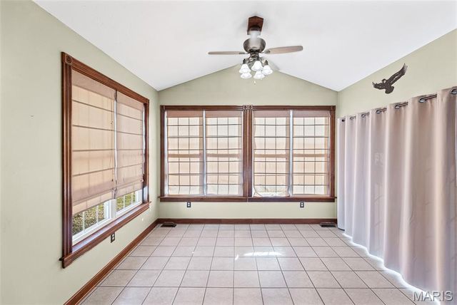 404 Bluebird Lane, Jerseyville, IL 62052