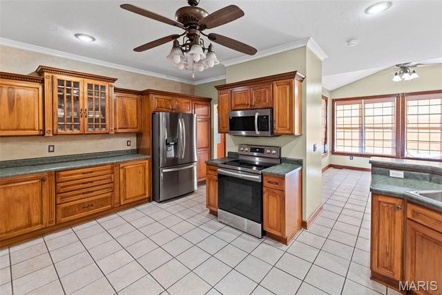 404 Bluebird Lane, Jerseyville, IL 62052