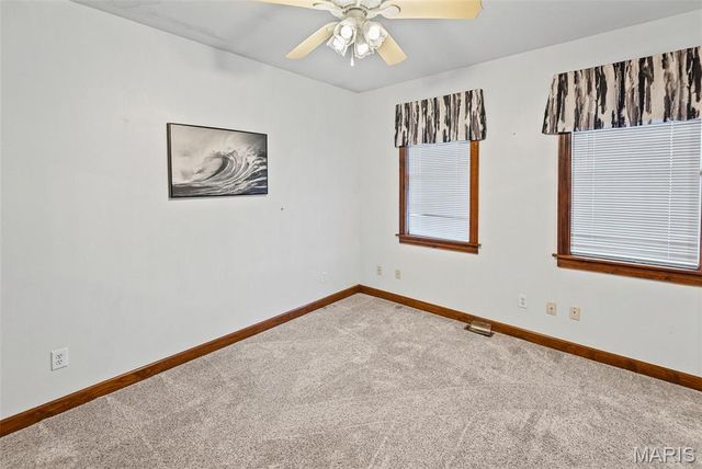 404 Bluebird Lane, Jerseyville, IL 62052