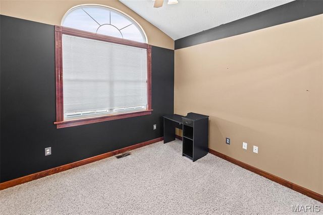 404 Bluebird Lane, Jerseyville, IL 62052