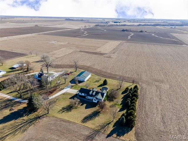 404 Bluebird Lane, Jerseyville, IL 62052