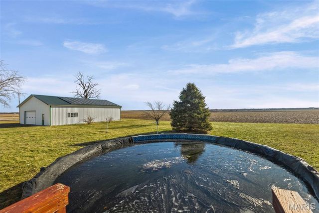 404 Bluebird Lane, Jerseyville, IL 62052