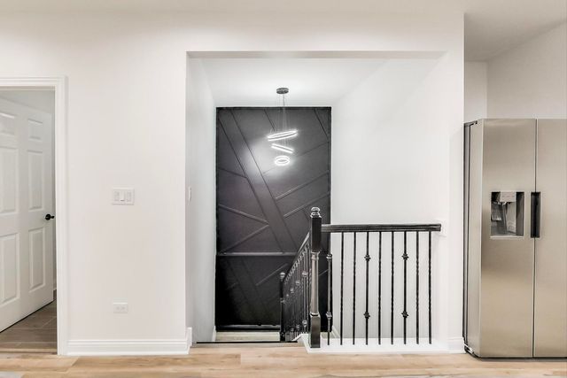5619 S California Avenue, Chicago, IL 60629