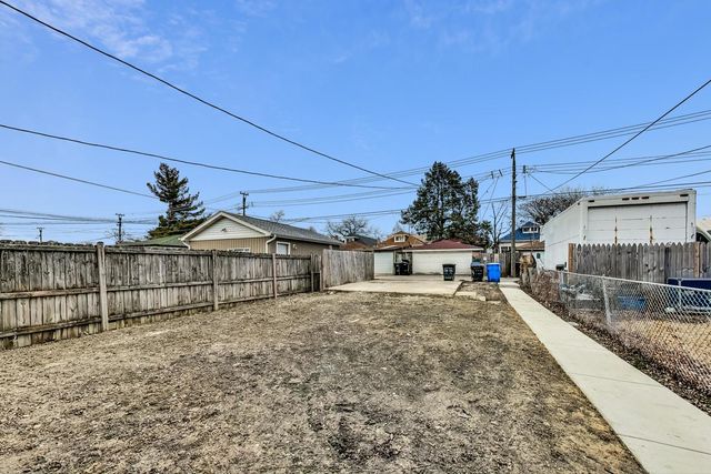 5619 S California Avenue, Chicago, IL 60629