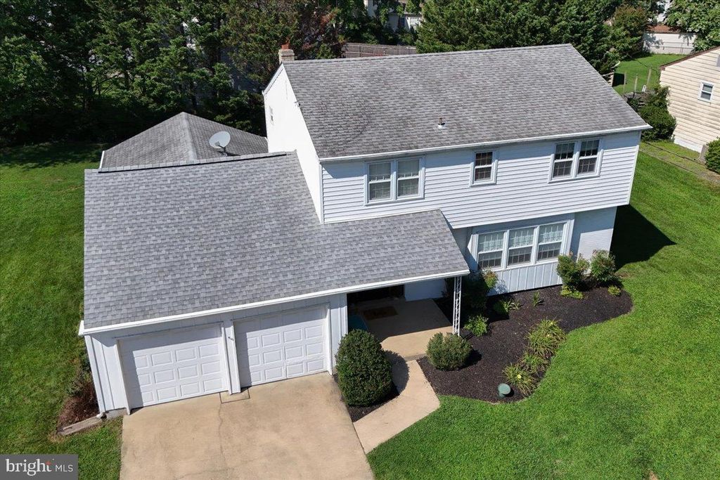 3329 SILVERSIDE RD, WILMINGTON, DE 19810 — exterior