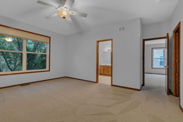 397 Campfire Curve, Chaska, MN 55318