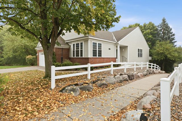 397 Campfire Curve, Chaska, MN 55318