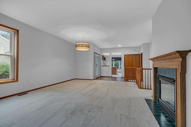 397 Campfire Curve, Chaska, MN 55318