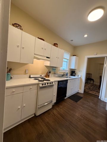 402 W Elsmere, San Antonio, TX 78212