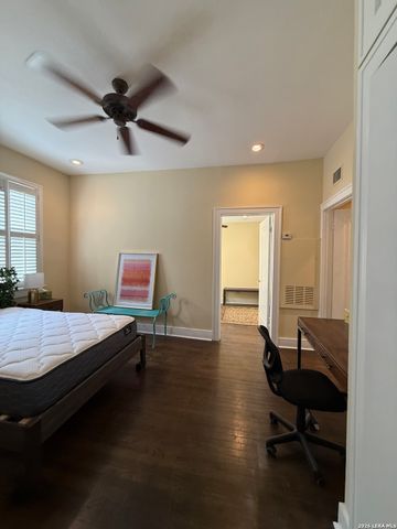 402 W Elsmere, San Antonio, TX 78212