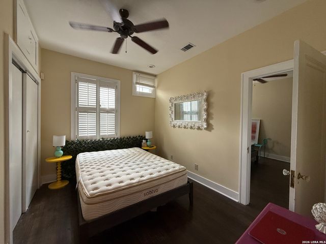 402 W Elsmere, San Antonio, TX 78212