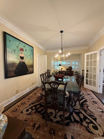 402 W Elsmere, San Antonio, TX 78212