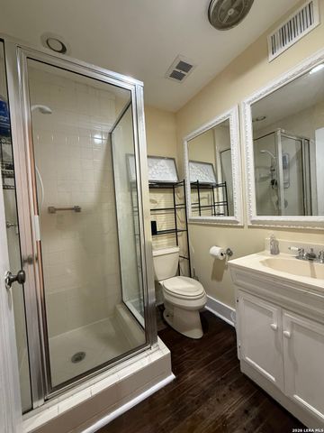 402 W Elsmere, San Antonio, TX 78212