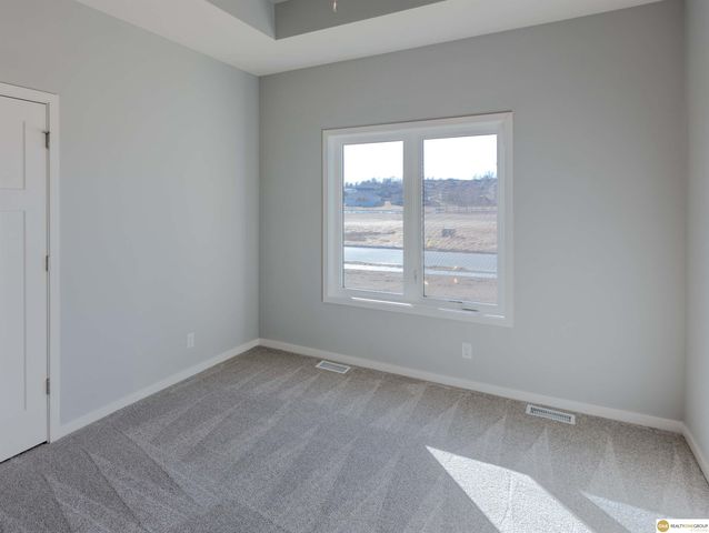 14926 Hibbs Street, Bennington, NE 68007