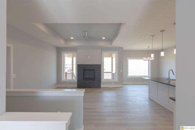 14926 Hibbs Street, Bennington, NE 68007