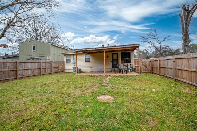 1511 Pickering Drive, Little Rock, AR 72211