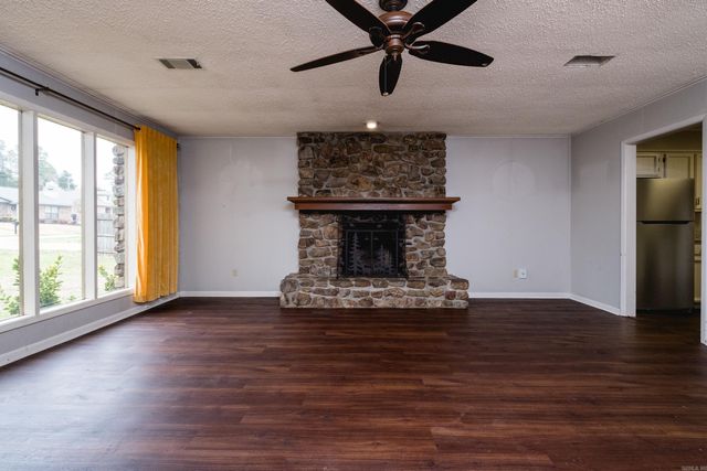 1511 Pickering Drive, Little Rock, AR 72211