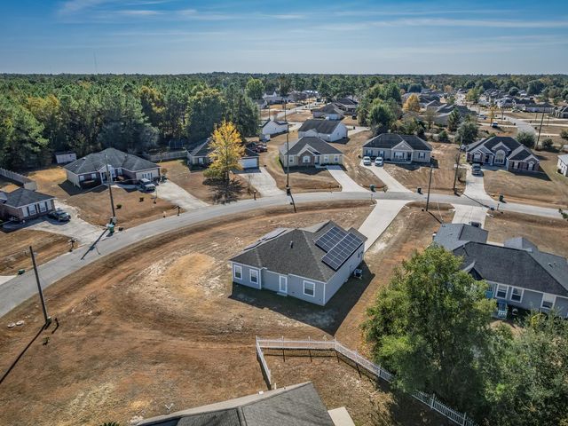 420 N Charles Willis Drive, Midway, FL 32343