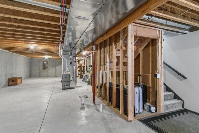 1035 Bluegrass Trail, Waterloo, WI 53594