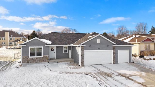 1035 Bluegrass Trail, Waterloo, WI 53594