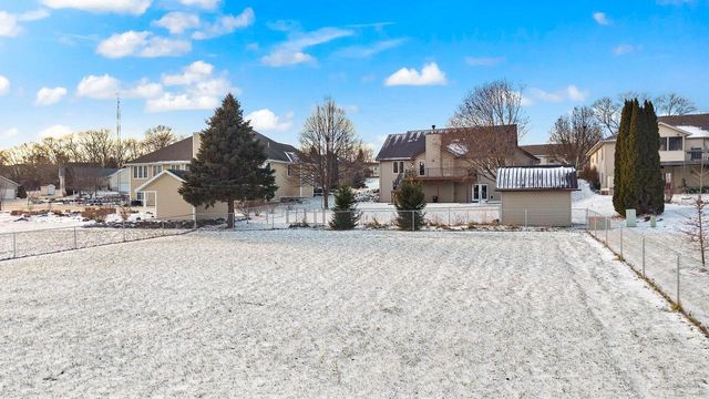 1035 Bluegrass Trail, Waterloo, WI 53594