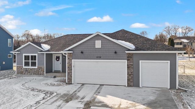1035 Bluegrass Trail, Waterloo, WI 53594