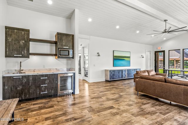 221 E Rockwell Way, Midway, UT 84049