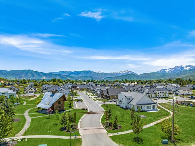 221 E Rockwell Way, Midway, UT 84049