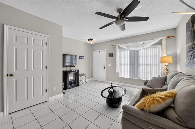 4725 SABAL KEY DRIVE, Bradenton, FL 34203