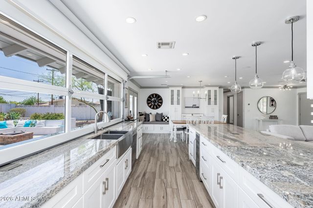 2537 N 69TH Place, Scottsdale, AZ 85257